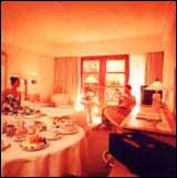 Ramada Bintang Bali Resort - Food